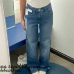 Banana Republic Jeans: Are They Worth the Price in 2025?